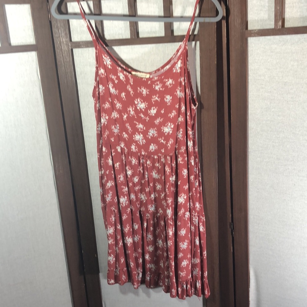 Miss Daisy spaghetti straps sundress/reddish brown with grey&cream floral/Medium